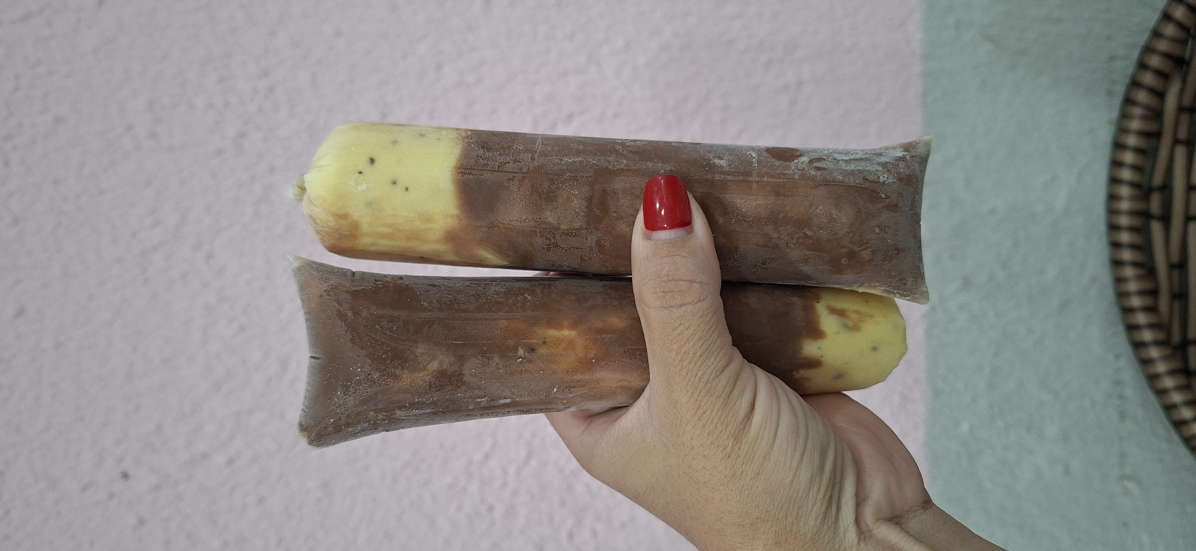 Geladinho Maracujá com Brigadeiro